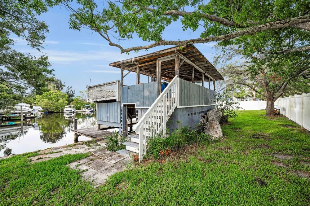 394 GEORGIA AVENUE Crystal Beach, FL 34681