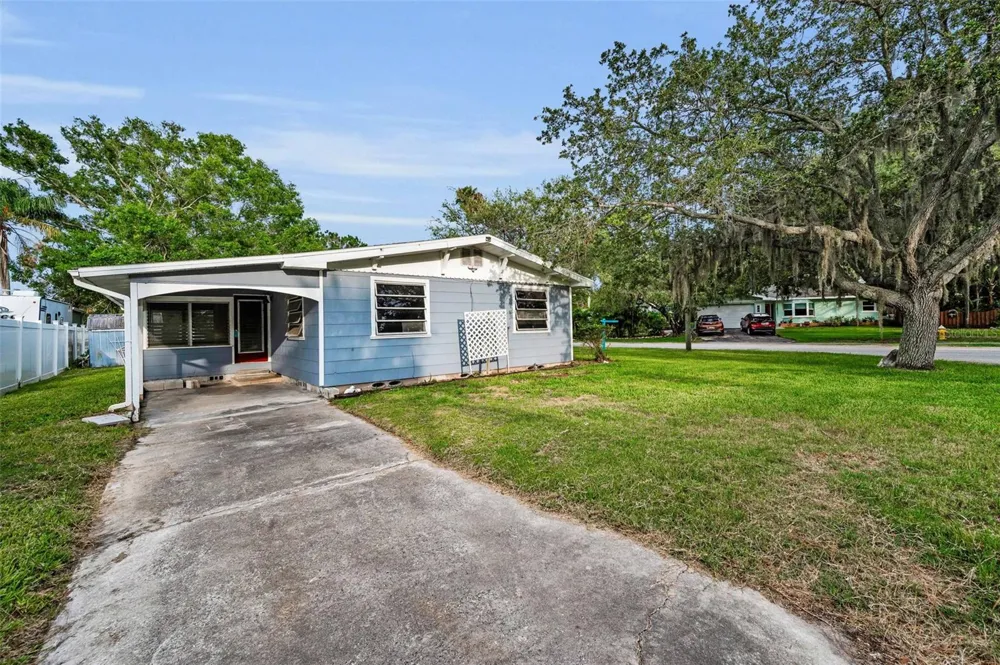 394 GEORGIA AVENUE Crystal Beach, FL 34681