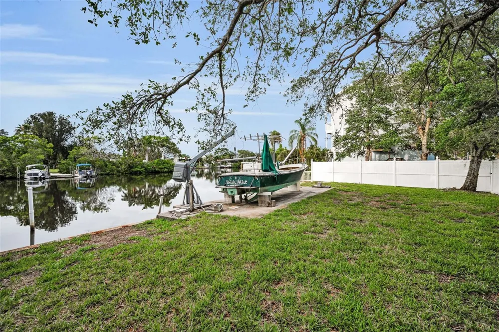 394 GEORGIA AVENUE Crystal Beach, FL 34681