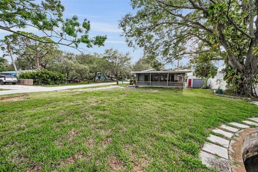 394 GEORGIA AVENUE Crystal Beach, FL 34681