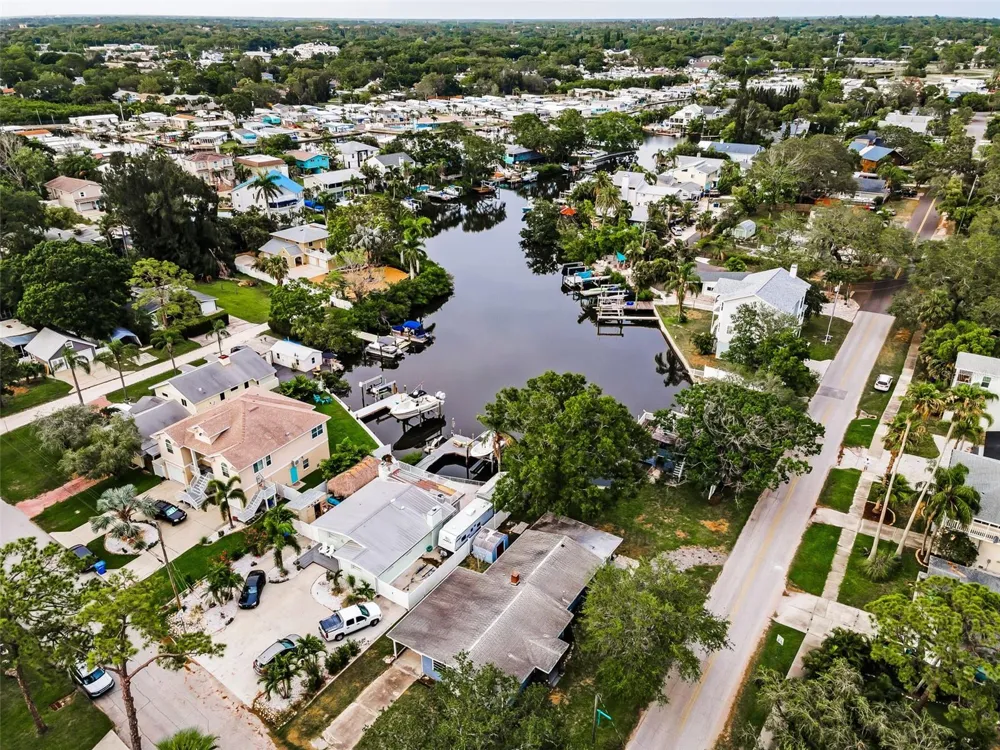 394 GEORGIA AVENUE Crystal Beach, FL 34681