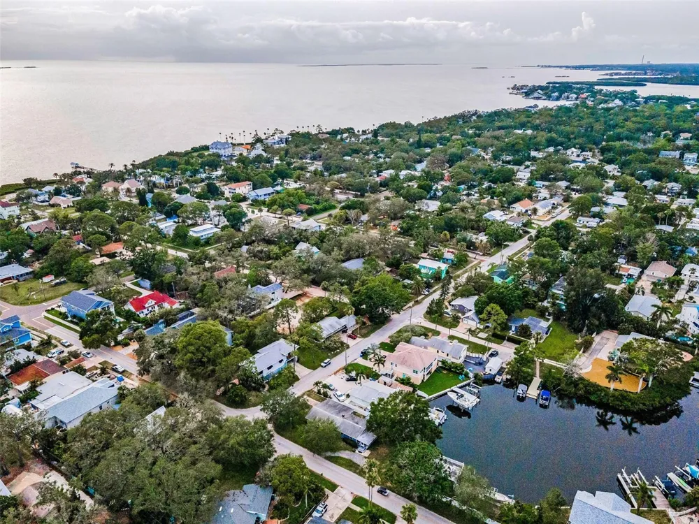 394 GEORGIA AVENUE Crystal Beach, FL 34681