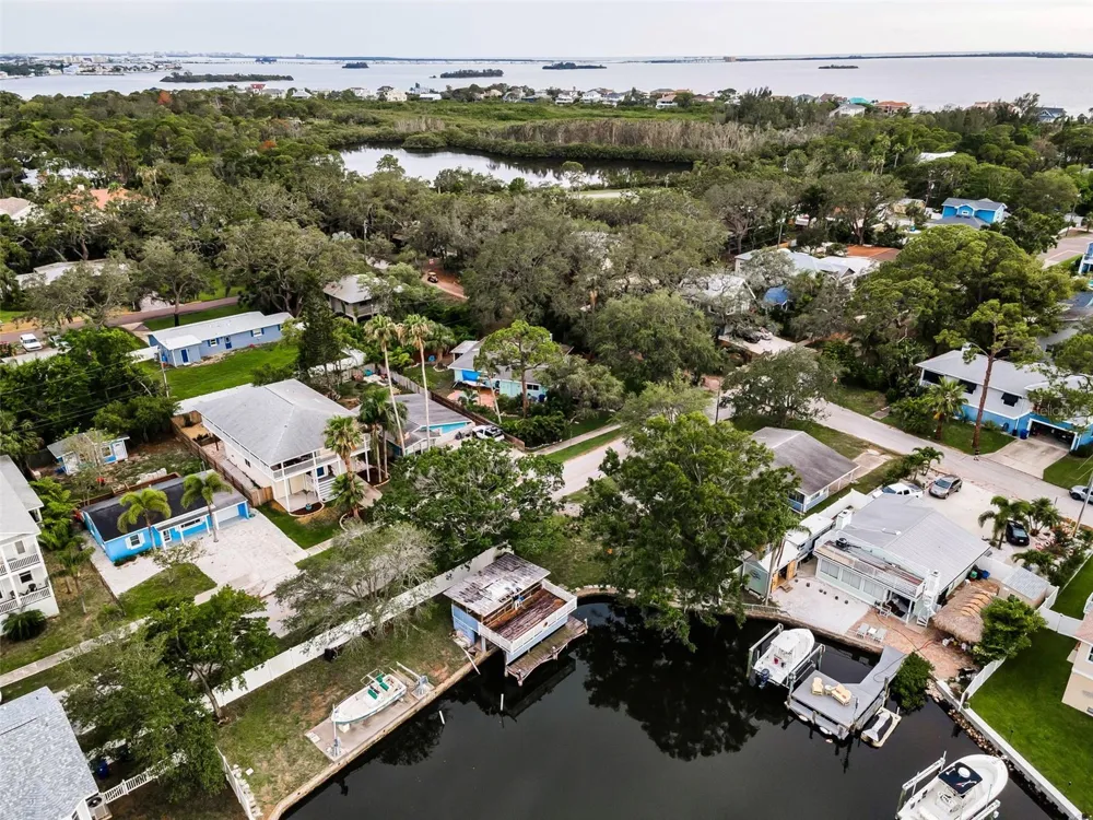 394 GEORGIA AVENUE Crystal Beach, FL 34681