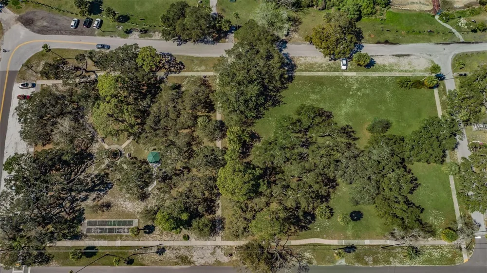 394 GEORGIA AVENUE Crystal Beach, FL 34681