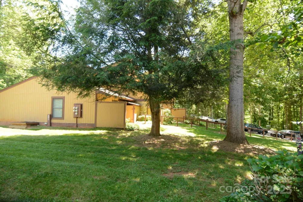 141 Colony Drive Arden, NC 28704