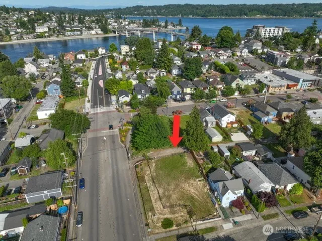 511 11th Street Bremerton, WA 98337