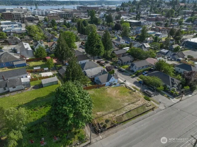 511 11th Street Bremerton, WA 98337