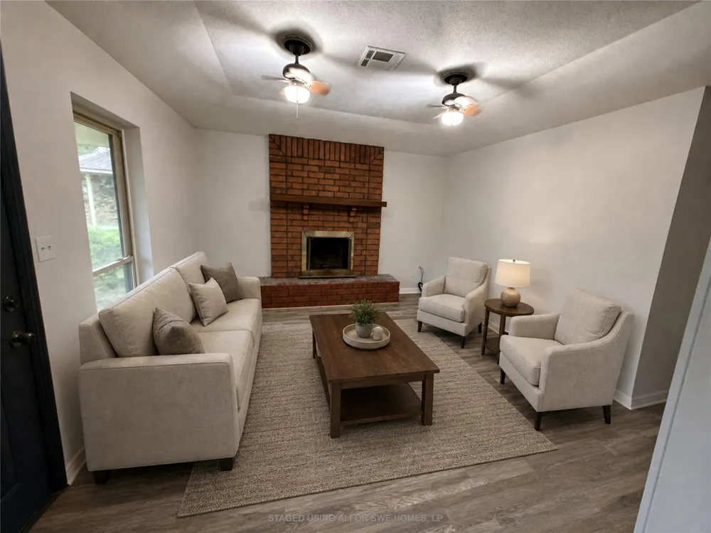 718 Westbury Street West Orange, TX 77630