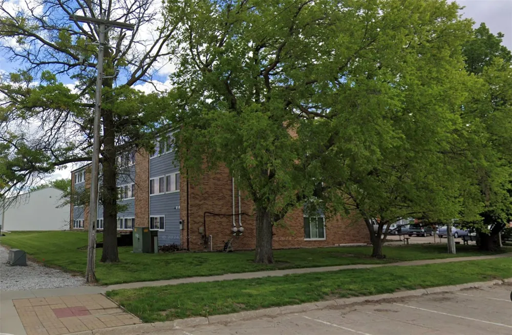 123 S 11th St Geneva, NE 68361