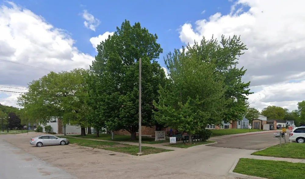123 S 11th St Geneva, NE 68361