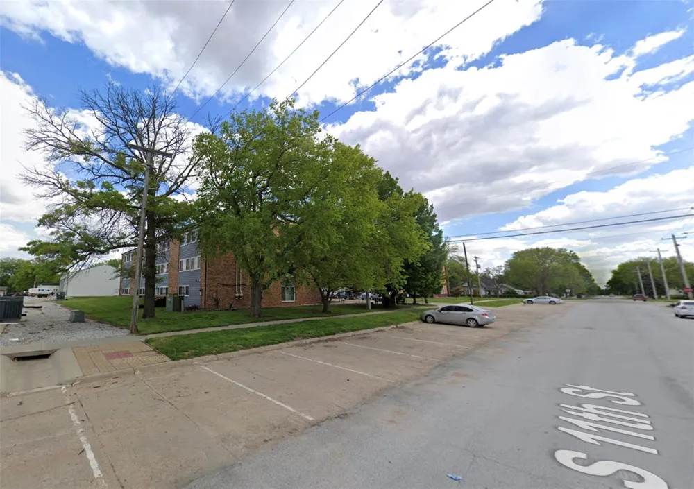 123 S 11th St Geneva, NE 68361