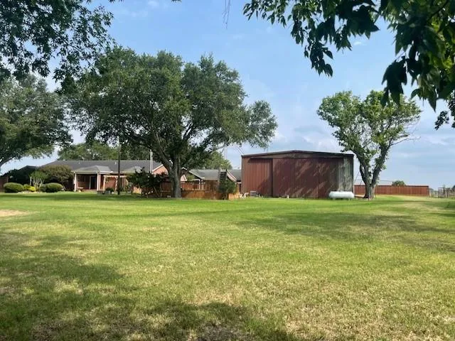 8695 State Highway 71 El Campo, TX 77437