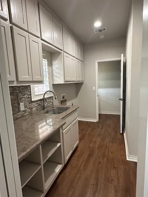 8695 State Highway 71 El Campo, TX 77437