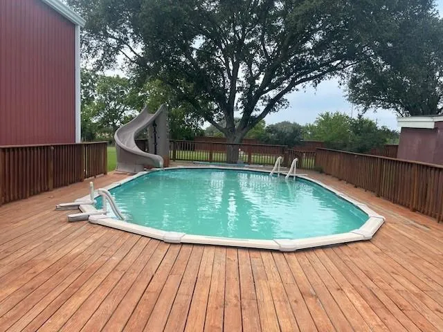 8695 State Highway 71 El Campo, TX 77437