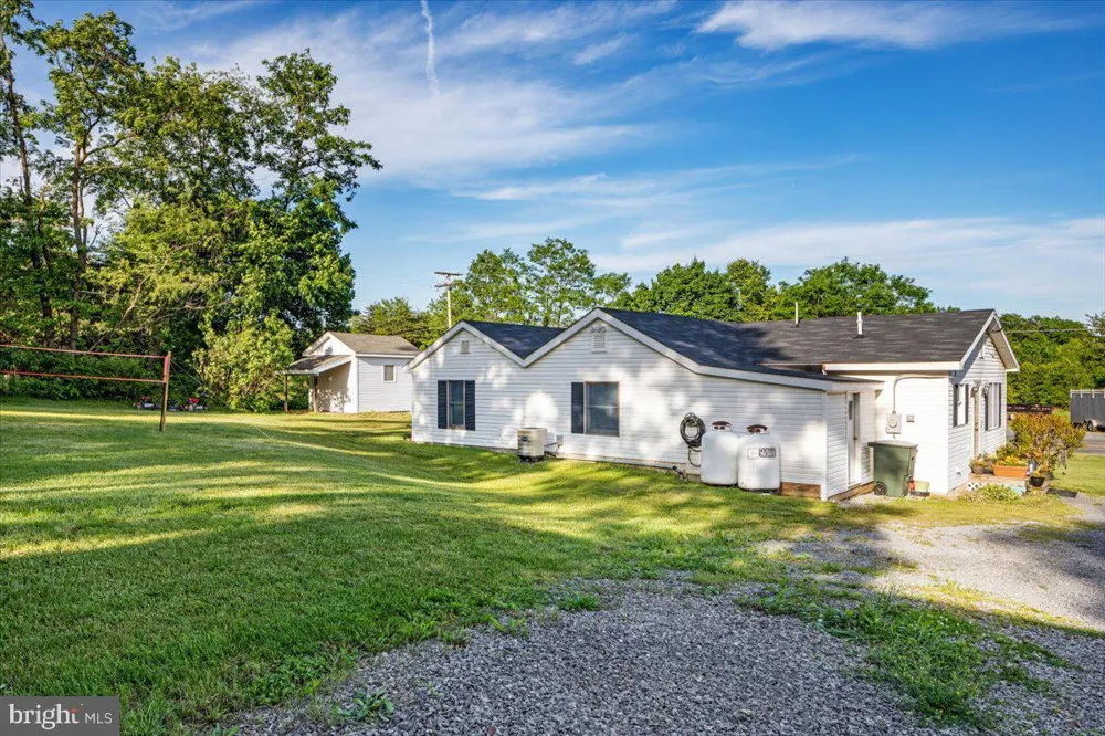 709 DICKS HOLLOW ROAD Winchester, VA 22603