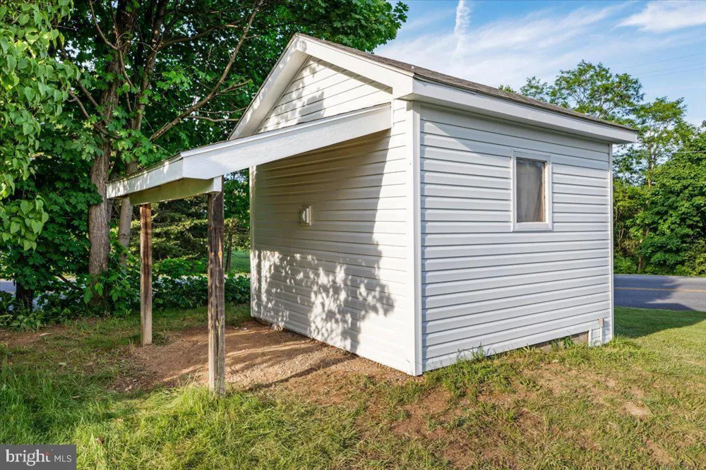 709 DICKS HOLLOW ROAD Winchester, VA 22603