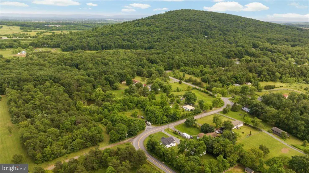 709 DICKS HOLLOW ROAD Winchester, VA 22603