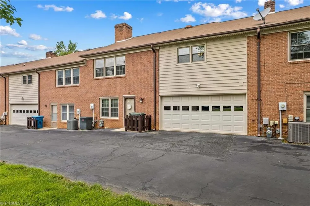 402 Swaim Court Salisbury, NC 28147