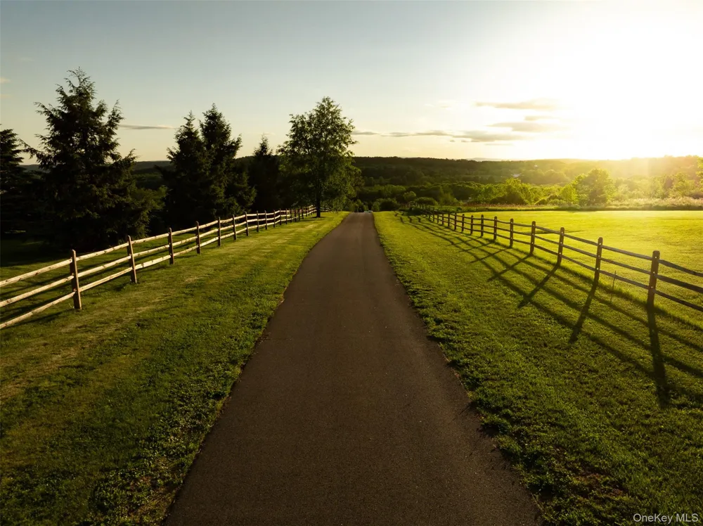 3585 Route 82 Millbrook, NY 12545