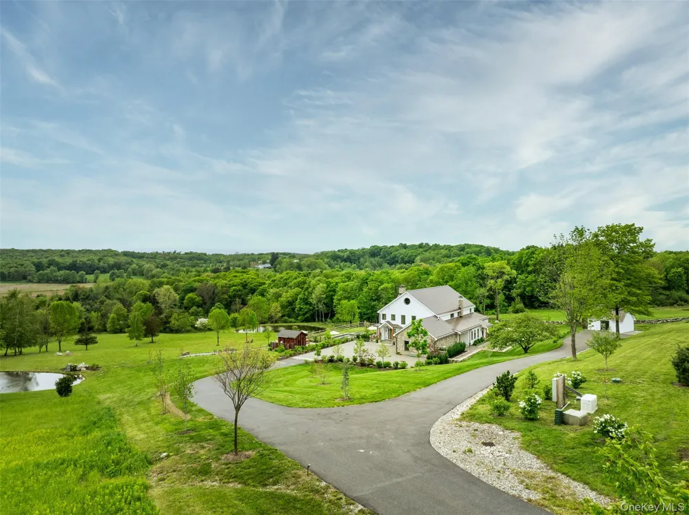 3585 Route 82 Millbrook, NY 12545