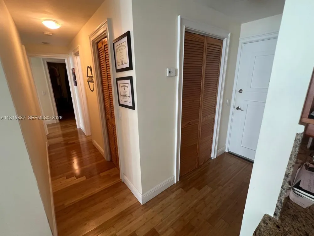3505 S Ocean Dr #1010 Hollywood, FL 33019