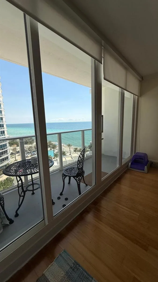 3505 S Ocean Dr #1010 Hollywood, FL 33019