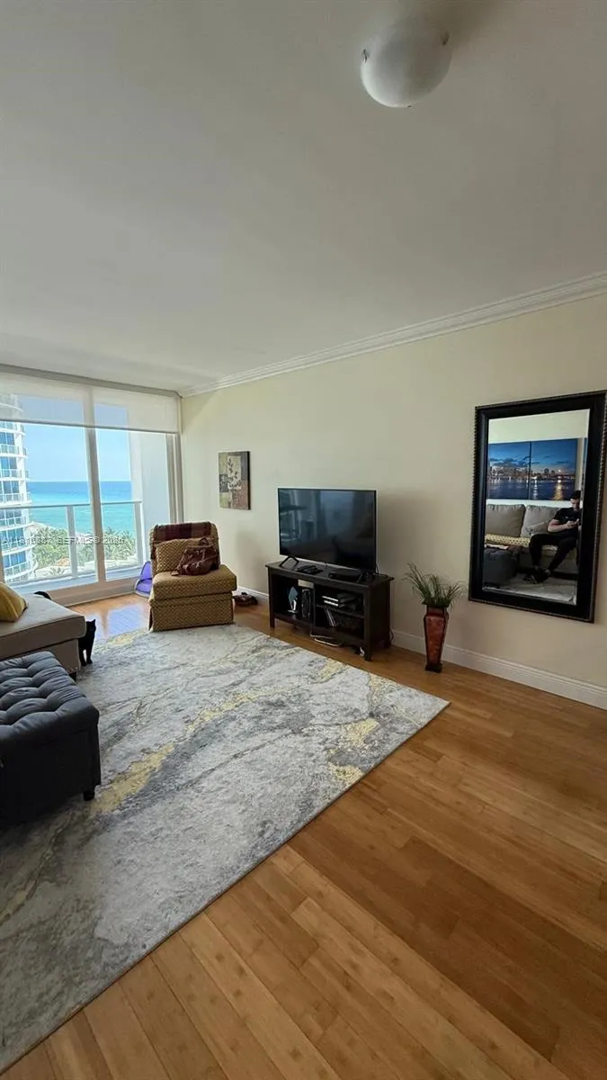 3505 S Ocean Dr #1010 Hollywood, FL 33019