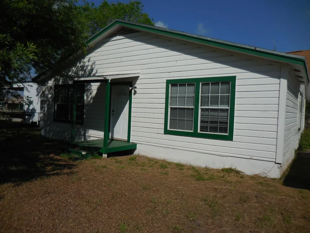 628 Austin Street W Matagorda, TX 77457