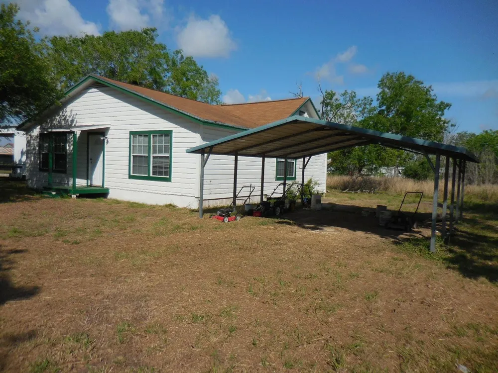 628 Austin Street W Matagorda, TX 77457