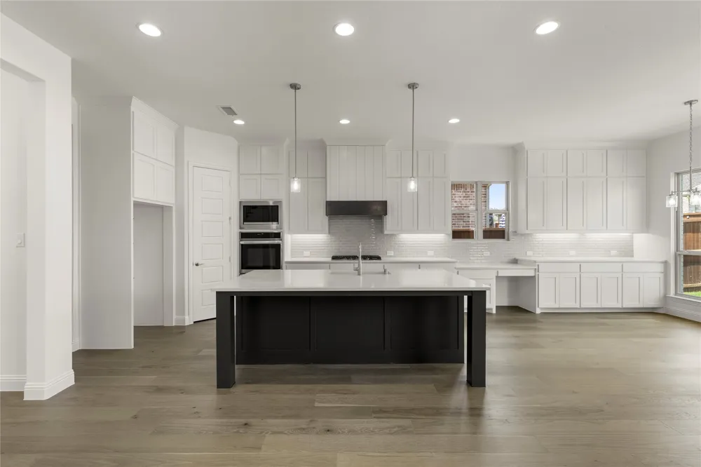 1724 Ruby Way Rockwall, TX 75087