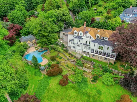 57 Cobb Lane