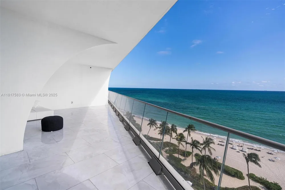 16901 Collins Ave #902 Sunny Isles Beach, FL 33160