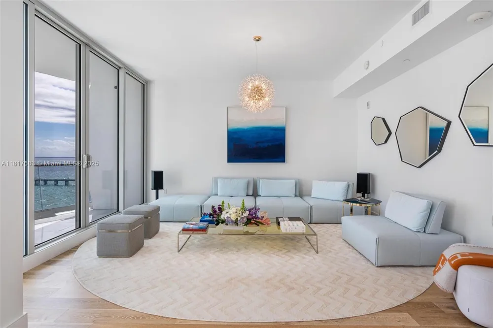16901 Collins Ave #902 Sunny Isles Beach, FL 33160
