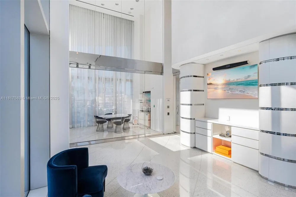 16901 Collins Ave #902 Sunny Isles Beach, FL 33160