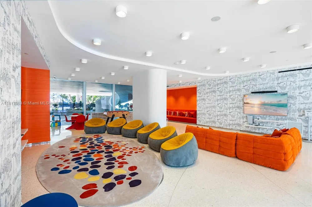 16901 Collins Ave #902 Sunny Isles Beach, FL 33160