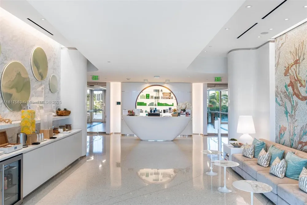 16901 Collins Ave #902 Sunny Isles Beach, FL 33160