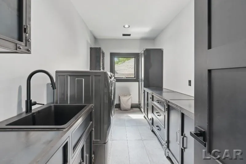8676 Cherry Point Drive Rollin Township, MI 49253