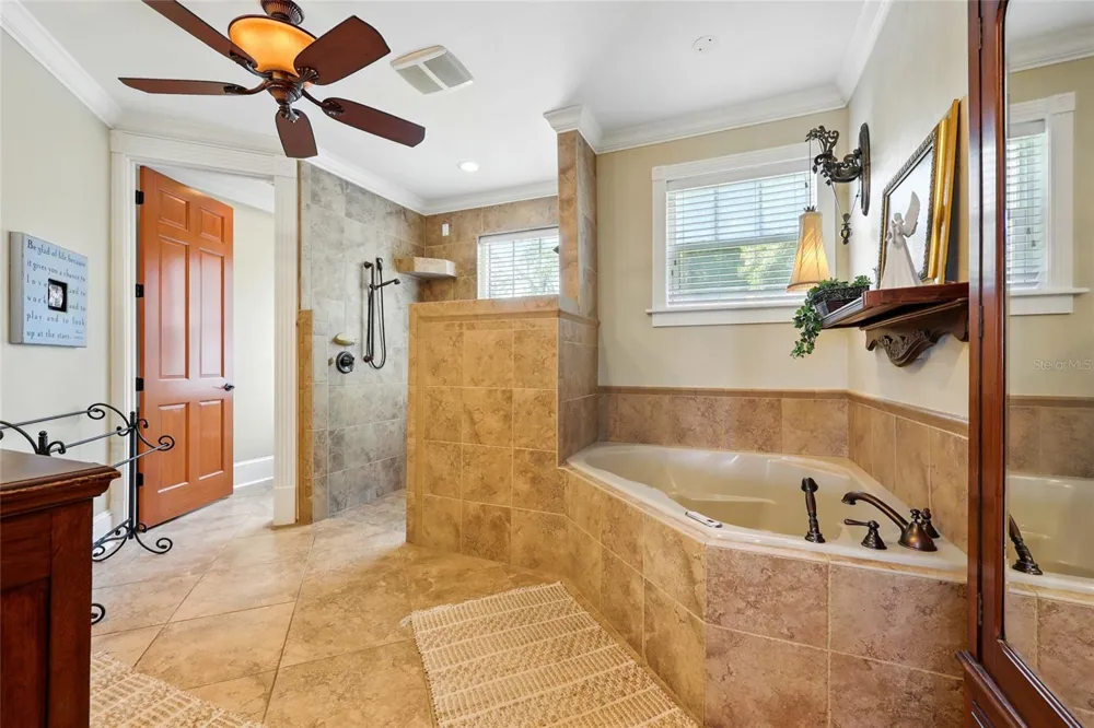 23014 NE 69TH AVENUE Melrose, FL 32666