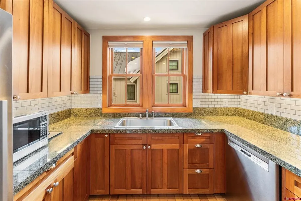 825 Whiterock Avenue Crested Butte, CO 81224
