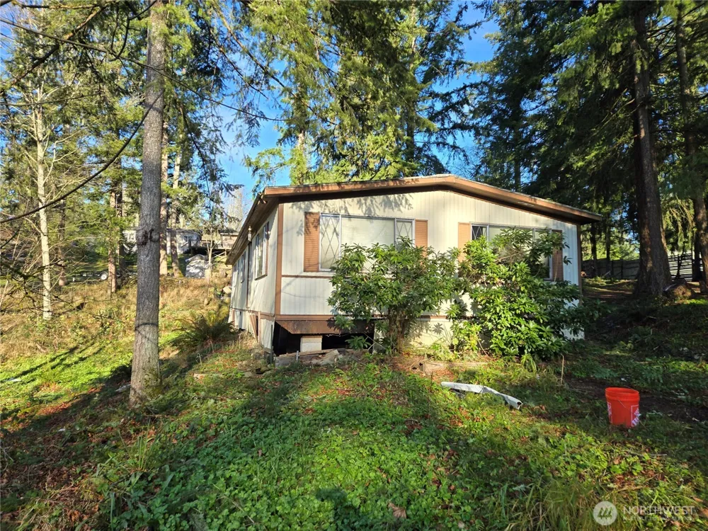 29445 SE 371st Street Enumclaw, WA 98022