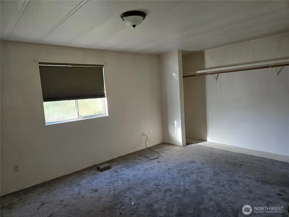 29445 SE 371st Street Enumclaw, WA 98022