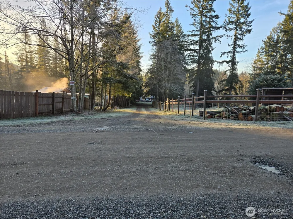 29445 SE 371st Street Enumclaw, WA 98022