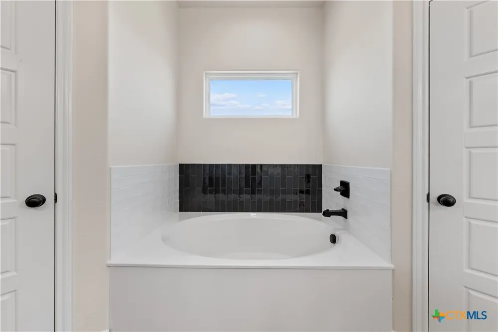 210 Creek Plum Lane Temple, TX 76502