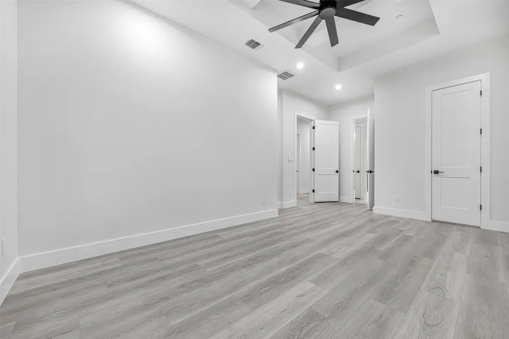 303 W Lane Avenue Manor, TX 78653