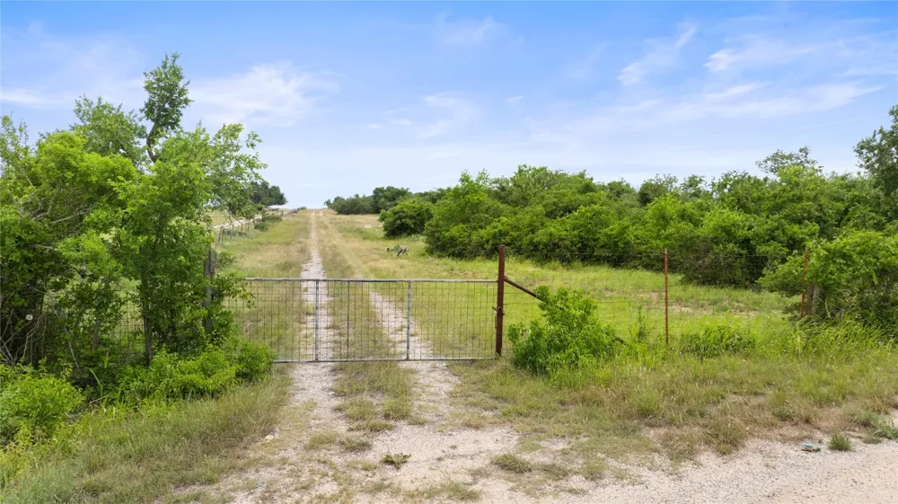 3049 Reservation Road Road Harper, TX 78631