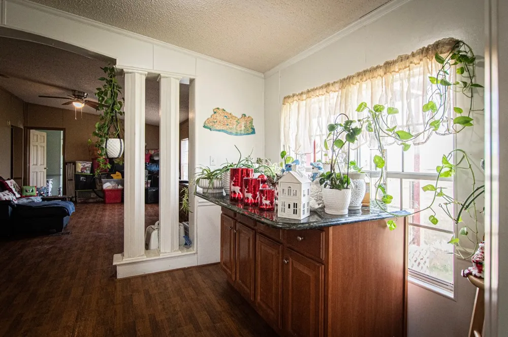 3370 Pettytown Road Dale, TX 78616