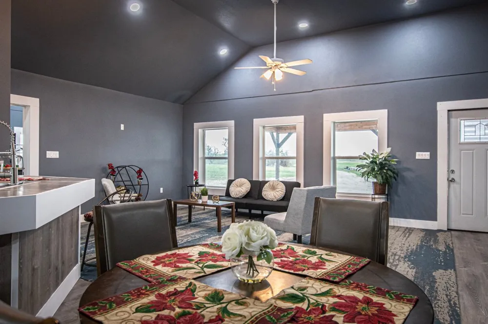 3370 Pettytown Road Dale, TX 78616