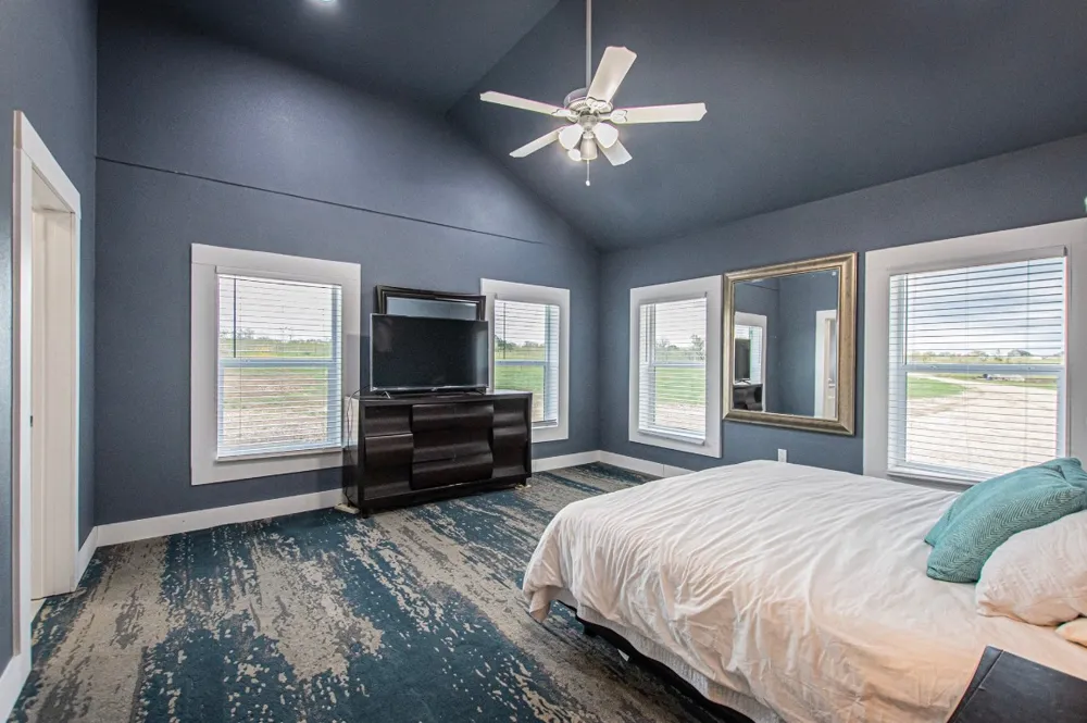 3370 Pettytown Road Dale, TX 78616