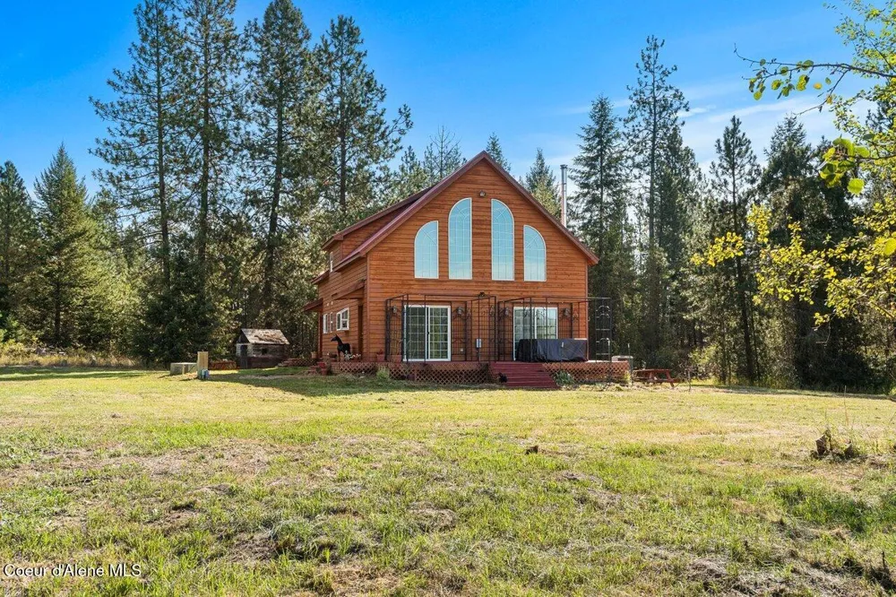 95 Twin Rivers Road Athol, ID 83801