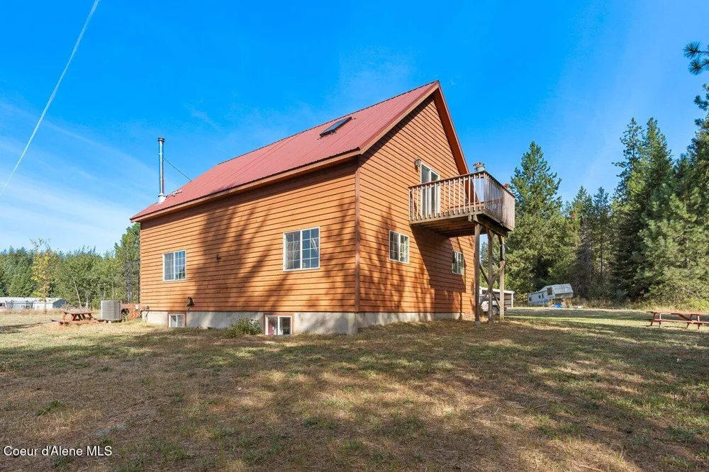 95 Twin Rivers Road Athol, ID 83801